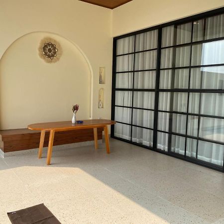 Azalea Room By The Anp Villas Cikundul Buitenkant foto